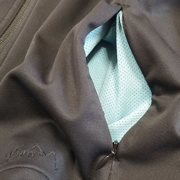 Wind River Jacket Women's Small Thermal Outerwear Full Zip Long Sleeve Black - Picture 4 of 7